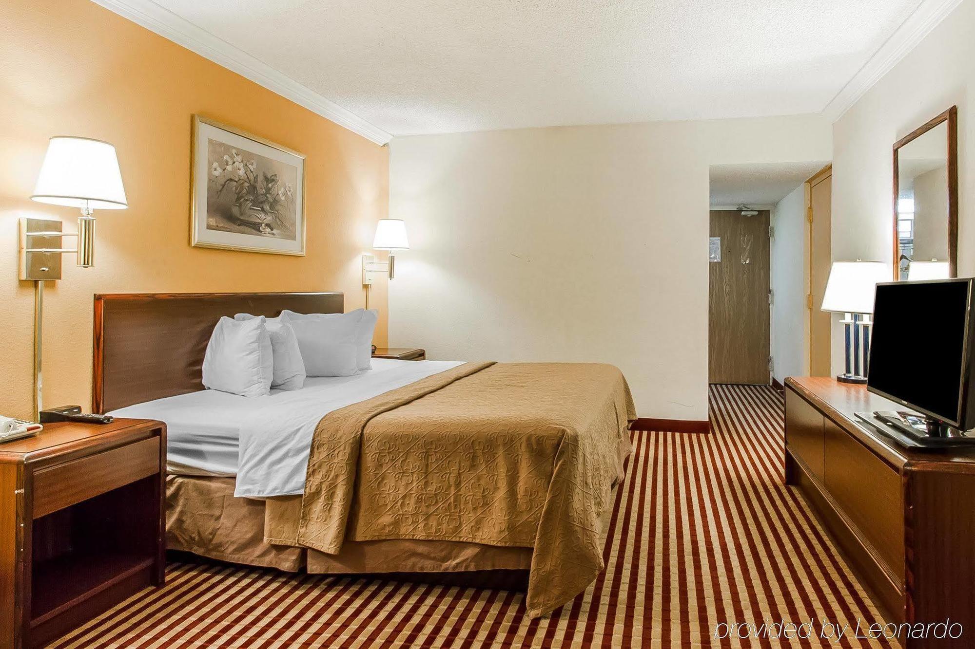 Rodeway Inn Bloomington Exterior foto
